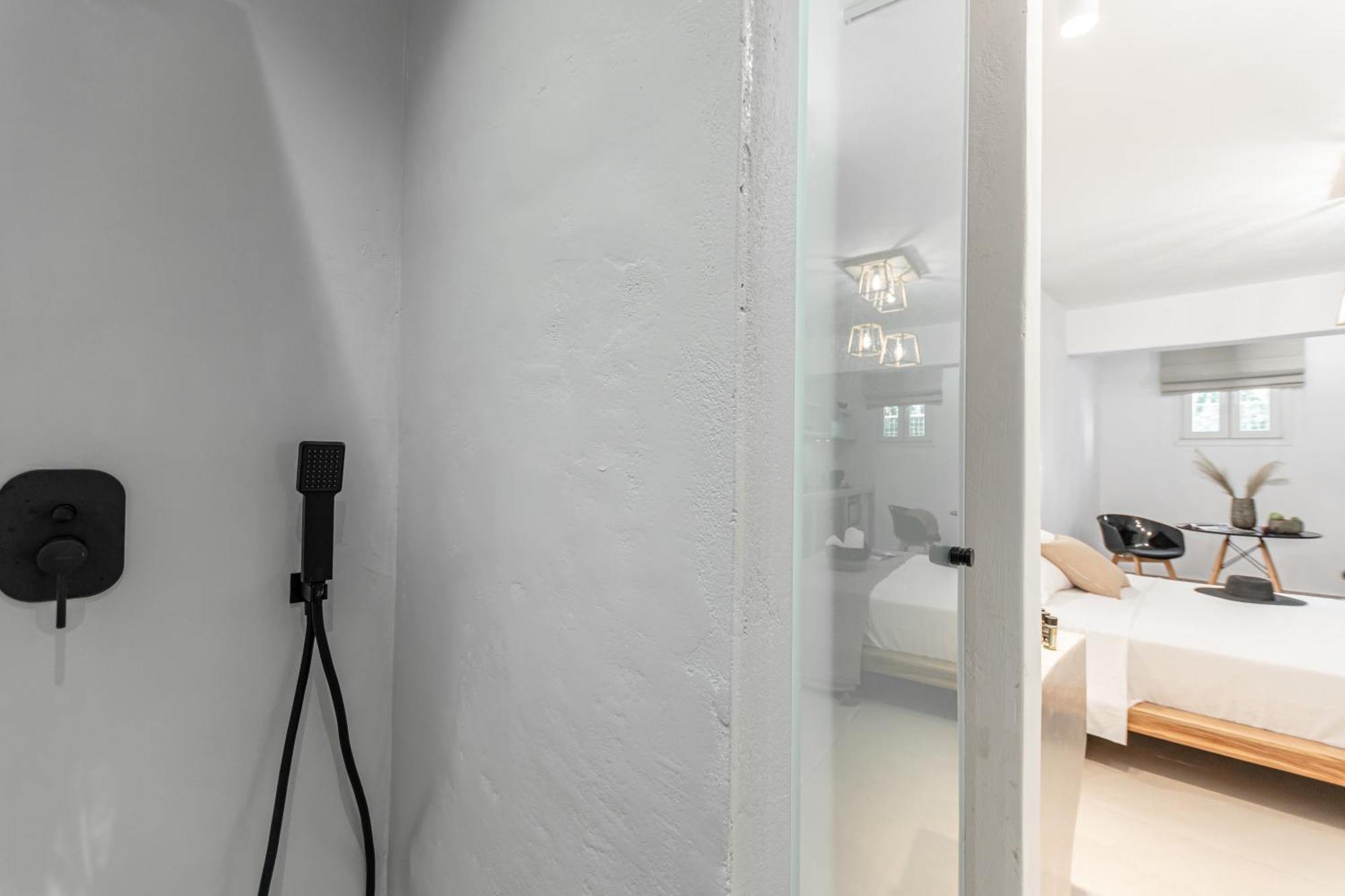 Aparthotel Heavenly & Naxos City